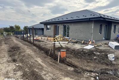 Casă cu 4 camere cu Teren 450 Mp în Central