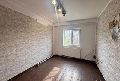 Casă cu 3 camere cu Teren 164 Mp în Delfinariu - 5