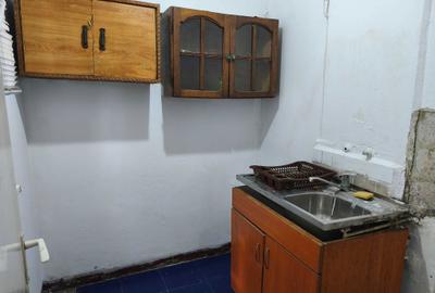 Apartament cu 2 camere nedecomandat în Central - 3