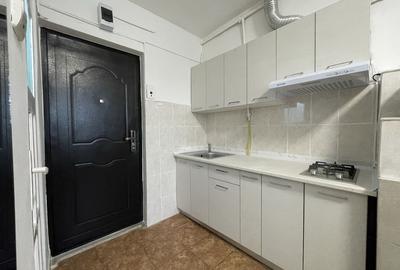 Garsonieră decomandată în Exterior Vest