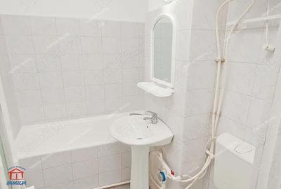 Garsonieră decomandată, mobilată în Port - 4