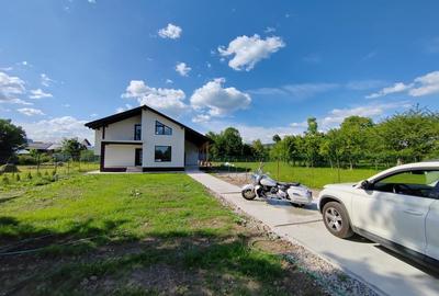 Casă individuală cu 4 camere cu Teren 670 Mp în Brebu Mânăstirei - 2