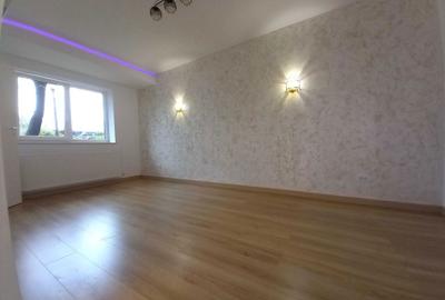 Apartament cu 3 camere decomandat în Gară - 2