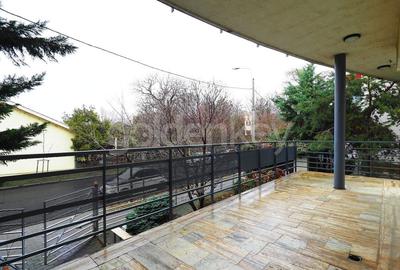 Apartament spatios cu 4 camere | mobilat | vedere libera | 2 garaje - 4