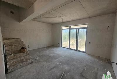 Duplex cu 4 camere cu Canalizare în Chiajna - 2