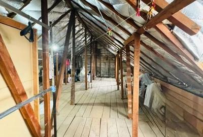 Casă individuală cu 5 camere cu Canalizare în Central - 18