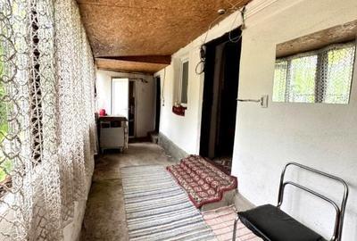 Casă cu 6 camere cu Teren 2060 Mp în Perișor - 9