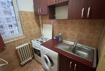 Drumul Taberei, Favorit - 2