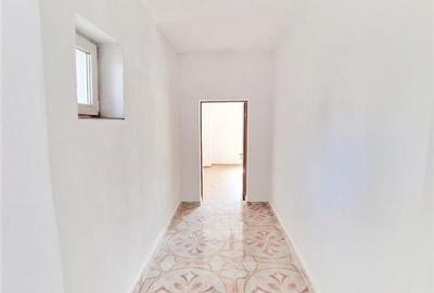 Casă cu 3 camere cu Teren 933 Mp în Sălard - 11
