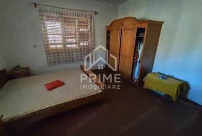 Casă cu 3 camere cu Teren 769 Mp în Central - 11