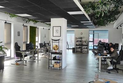 Birou, de 153 mp, în Tractorul - 3