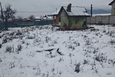 Teren de 2635 mp, în Dăești - 1