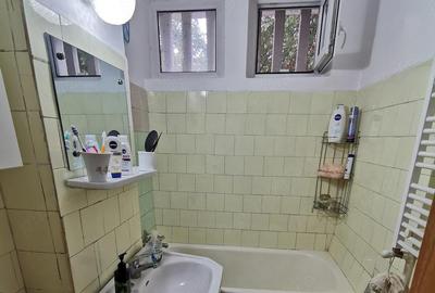 Apartament cu 3 camere semidecomandat în Central - 4