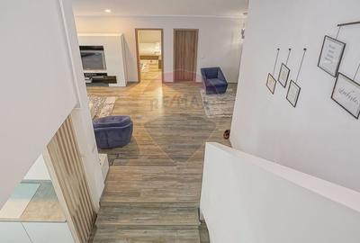 Apartament cu 4 camere decomandat, mobilat în Florilor - 11