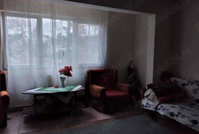 Confort 1 la etajul 2, model mare cu central #259; propie ling #259; Pia #539;a Doina - 11