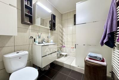 Casa individuala cu 7 camere in Mosnita Veche - 16