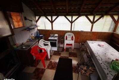 Casă cu 7 camere cu Teren 499 Mp în Tulnici - 8