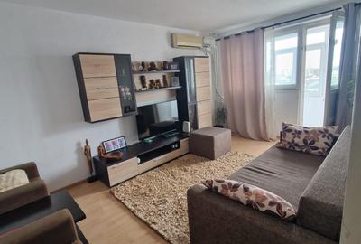 Apartament cu 3 camere decomandat în Drumul Taberei - 1