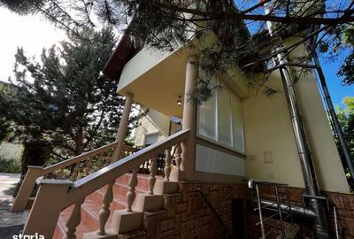 Casă cu 7 camere cu Teren 600 Mp în Central - 9