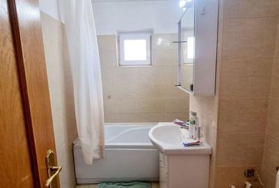 Apartament cu 3 camere decomandat în Republicii - 4