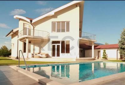 Vila de lux in Sanmartin, Beverly Hills - 2