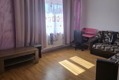 Apartament cu 2 camere decomandat în Doicești - 3