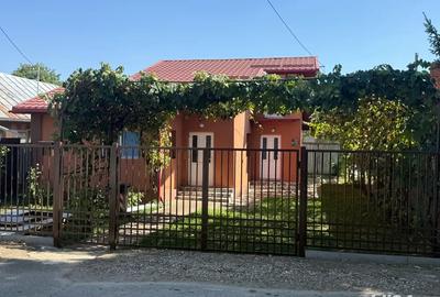 Casă cu 4 camere în Central - 8