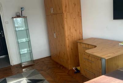 Proprietar inchiriez garsoniera floreasca - 4