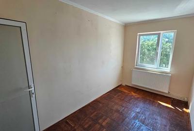 Apartament cu 3 camere, etaj 3/4 suprafata totala 44 mp zona Sabroso - 3