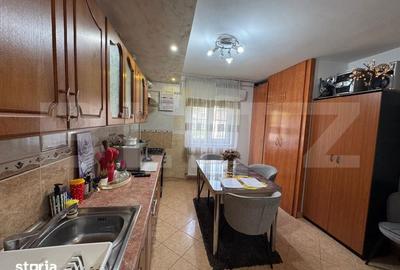 Apartament cu 3 camere decomandat în Gojdu - 8