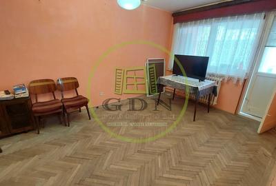 Apartament cu 3 camere decomandat în Valea Rosie - 1