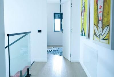 Casă cu 4 camere cu Teren 435 Mp în Central