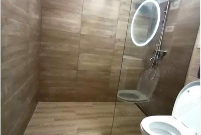 Apartament cu 2 camere decomandat, mobilat în Centrul Civic