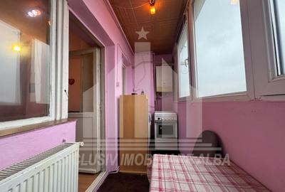 Garsonieră decomandată, mobilată în Cetate - 3