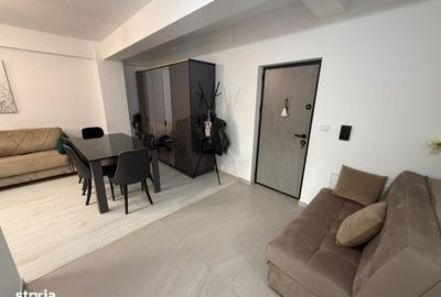 Apartament cu 3 camere decomandat în Cug