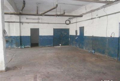 Spațiu comercial, de 1,400 mp, în Industrială - 8