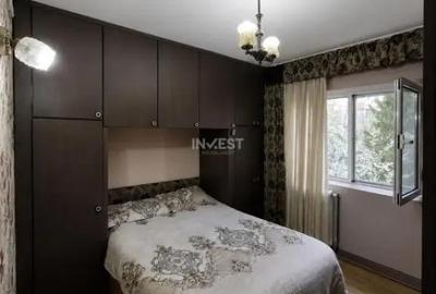Apartament cu 3 camere decomandat în Central