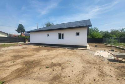 Casă cu 4 camere în Central - 8