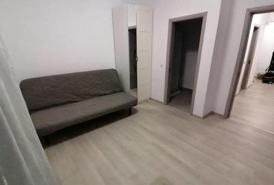 Apartament cu 3 camere decomandat în Central - 1