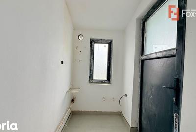 Casă cu 3 camere cu Teren 360 Mp în Remetea Mare