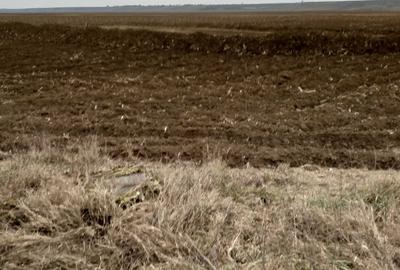 Teren de 10450 mp, în Roman - 2