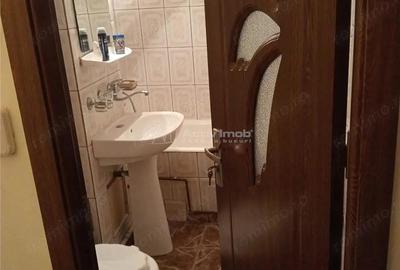 Apartament cu 2 camere decomandat în 1 Mai