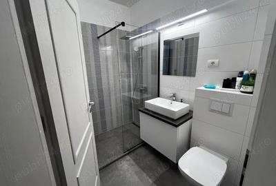 Casă cu 5 camere în Dumbrăvița