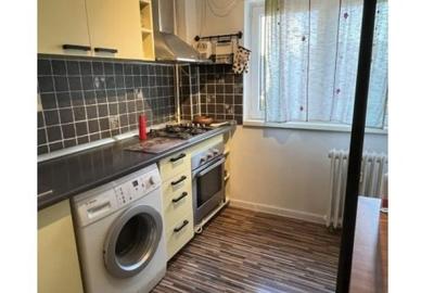 Apartament cu 3 camere decomandat în Basarabia - 2
