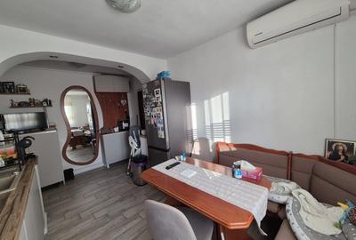 Apartament cu 3 camere semidecomandat, mobilat în Brazda lui Novac - 11