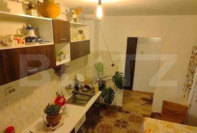 Apartament cu 4 camere decomandat, mobilat în Tractorul - 4