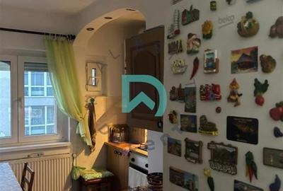 Apartament cu 3 camere decomandat în Răcădău - 9