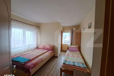 Casă cu 4 camere în Central - 2