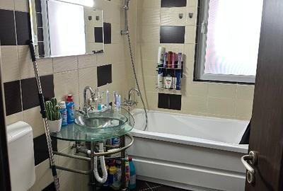 Apartament cu 2 camere decomandat în Florești - 9