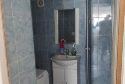 Casă cu 4 camere în Central - 2